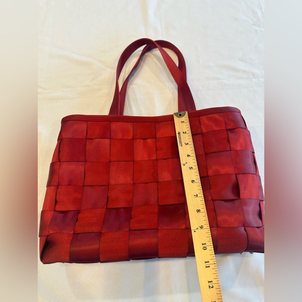 Harvey’s Original RARE Red Seatbelt Bag 16”x11” - Picture 11 of 13
